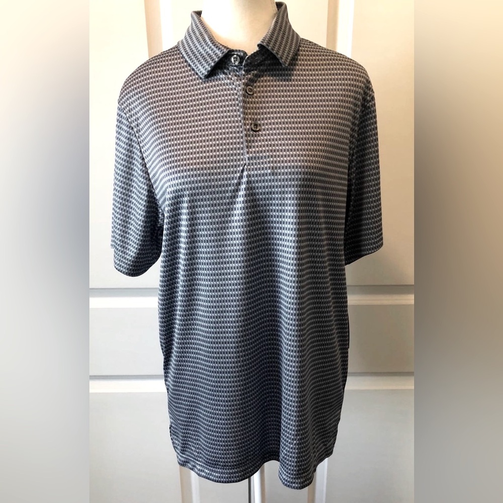 PGA TOUR PRO SERIES MENS ATHLETIC FIT SHORT SLEEVE GOLF SHIRT SIZE SMALL NWT
